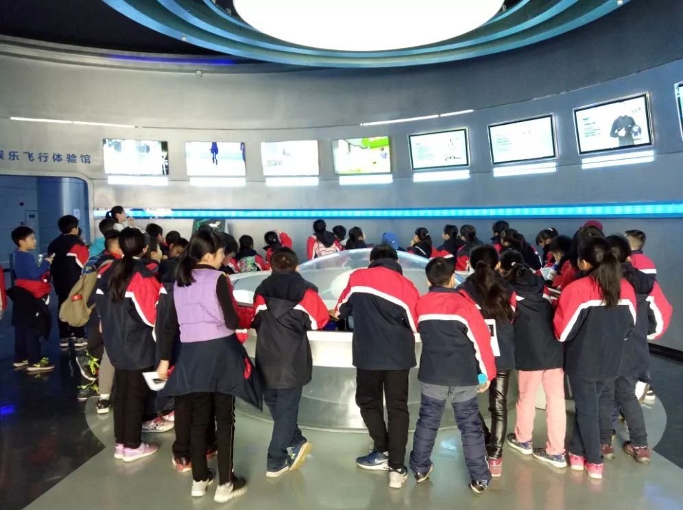 2024新澳三期必出三生肖,動態評估說明_經典款46.59